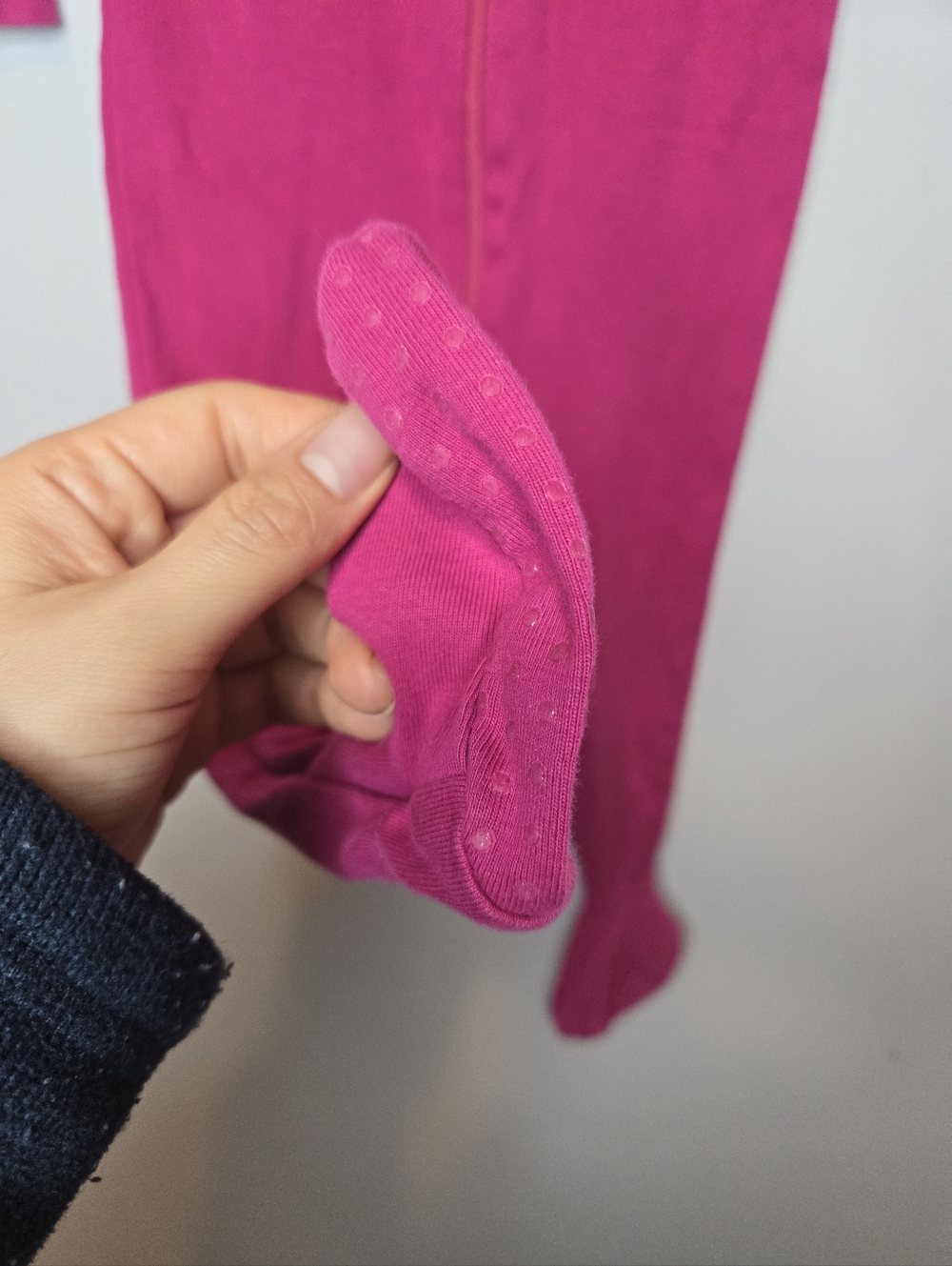 Primary Raspberry Footie Sleeper 9-12m - Picture 3 of 5
